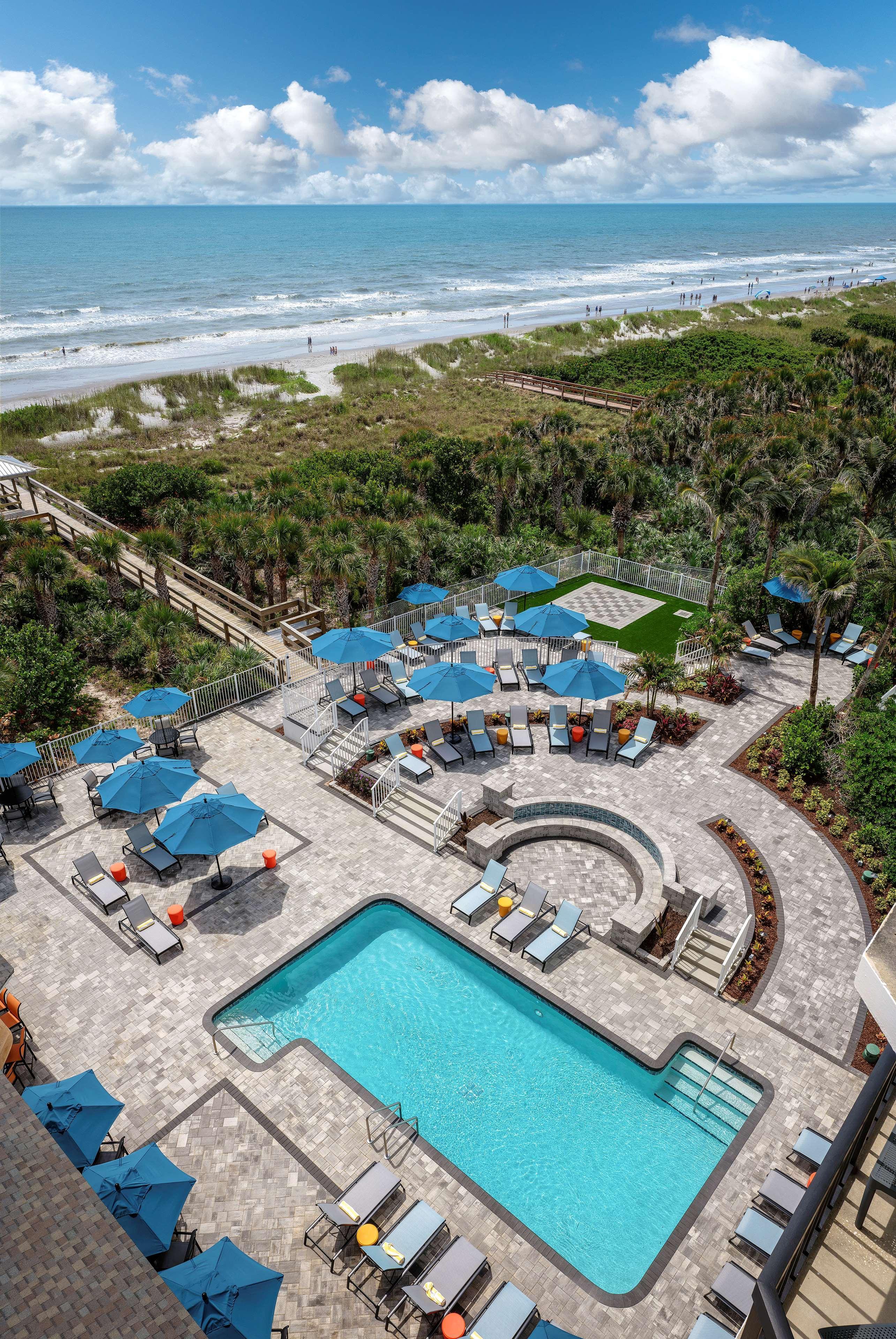 Hilton Garden Inn Cocoa Beach-Oceanfront, Fl Екстер'єр фото