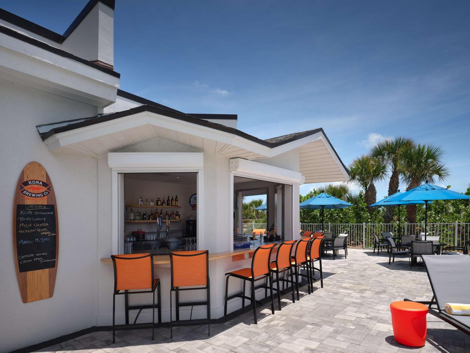 Hilton Garden Inn Cocoa Beach-Oceanfront, Fl Екстер'єр фото