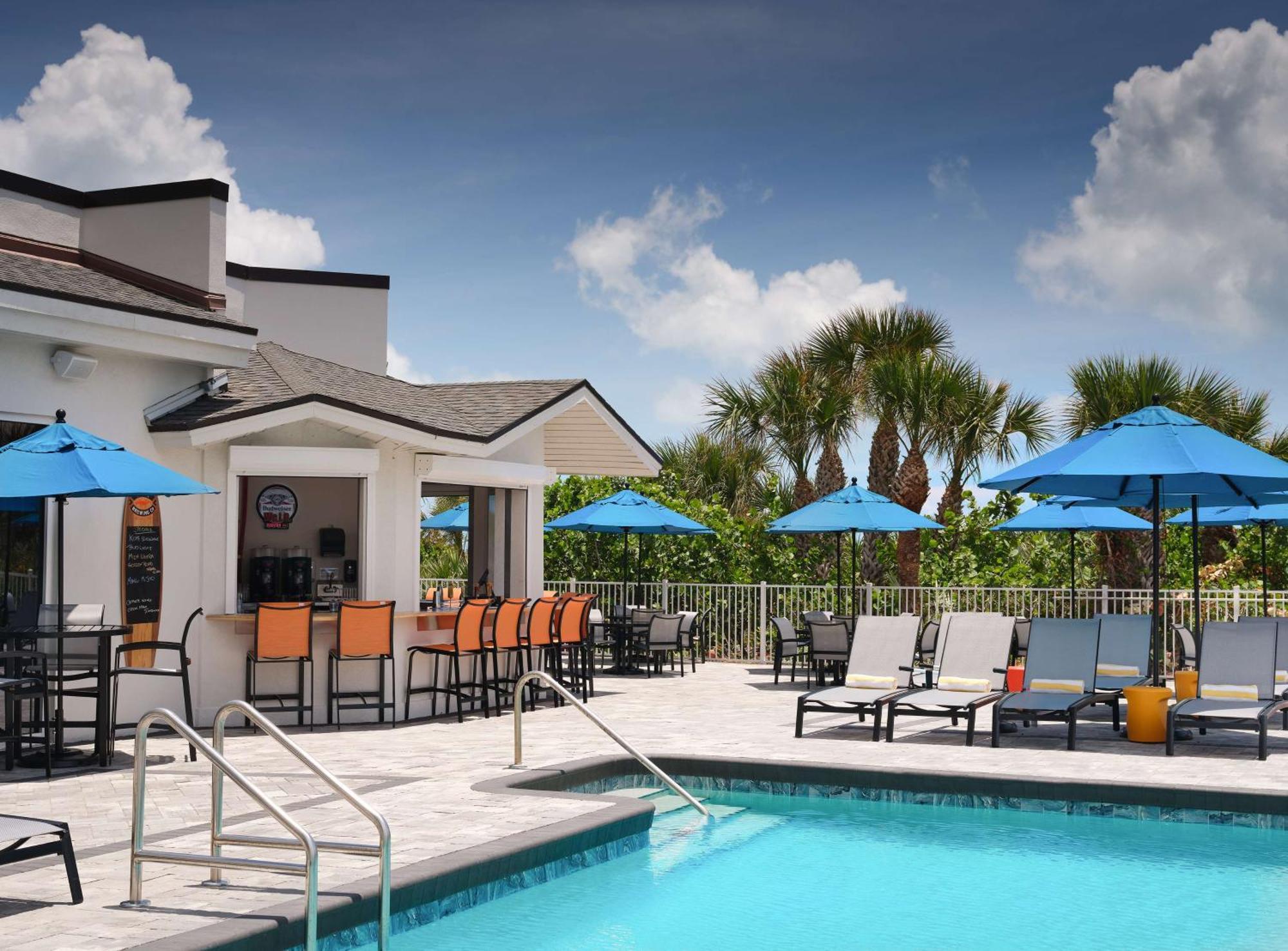 Hilton Garden Inn Cocoa Beach-Oceanfront, Fl Екстер'єр фото